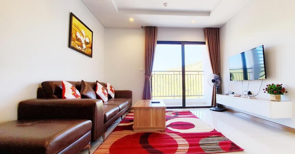 Tulip Homestay Ha Long Esterno foto